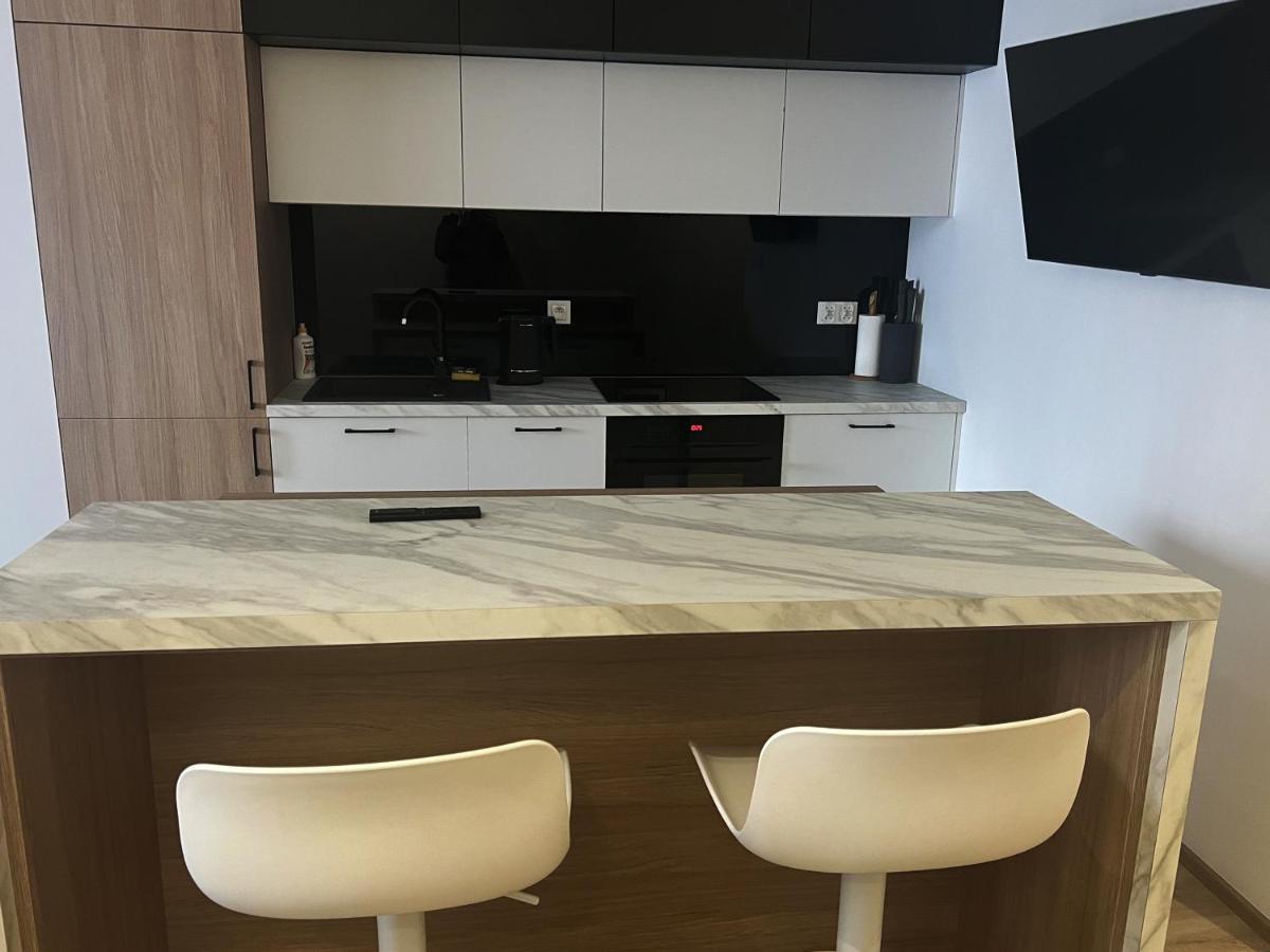 Amsterdam - Nowy Apartament W Centrum Z Prywatnym Zadaszonym Parkingiem Nowy Targ Exteriör bild